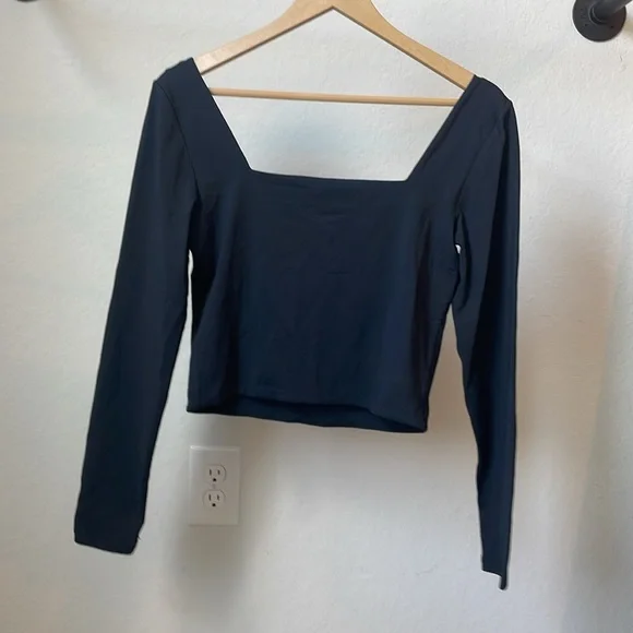 Aritzia Babaton Contour Squareneck Longsleeve Black - Picture 8 of 10